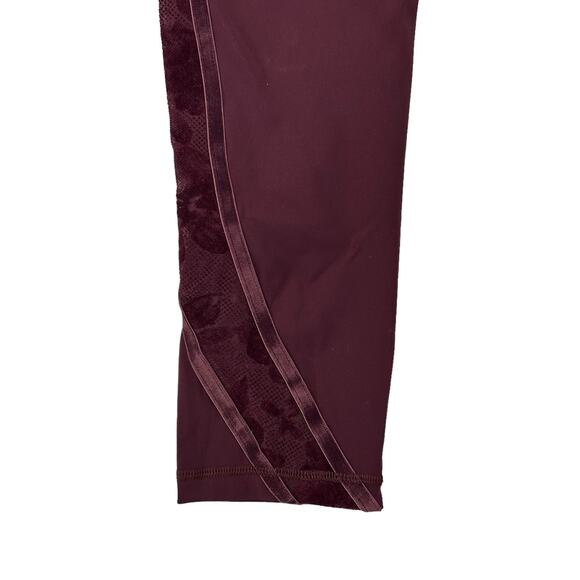 Lululemon Maroon Red Wunder Under Crop High-Rise Flocked Leggings 4 - Picture 7 of 7